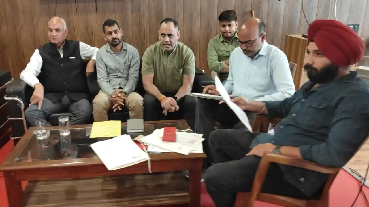 Bawal nagar palika shop auction news